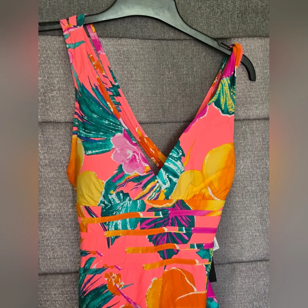 New With Tags La Blanca Isla Del Sol One-Piece Swimsuit, Mutli, Women's 8 - Picture 3 of 10